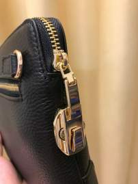 Picture of Versace Wallets _SKUfw104141340fw